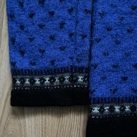 Wool cardigan - Picture 4 of 7